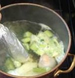 Как сделать домашнюю колбасу из индейки с пармезаном