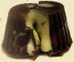 Домашние шоколадные конфеты с начинкой из сыра бри