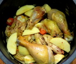 Куриное рагу с яблочным сидром и клюквой