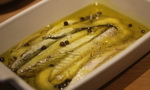 Как приготовить домашнюю консервированную скумбрию в оливковом масле