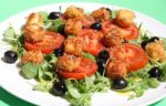 Греческий салат с жареным сыром фета